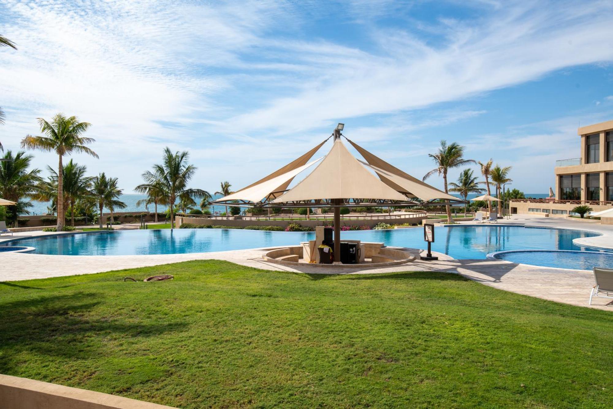 Royal L'Azure Resort Sharma Exterior foto
